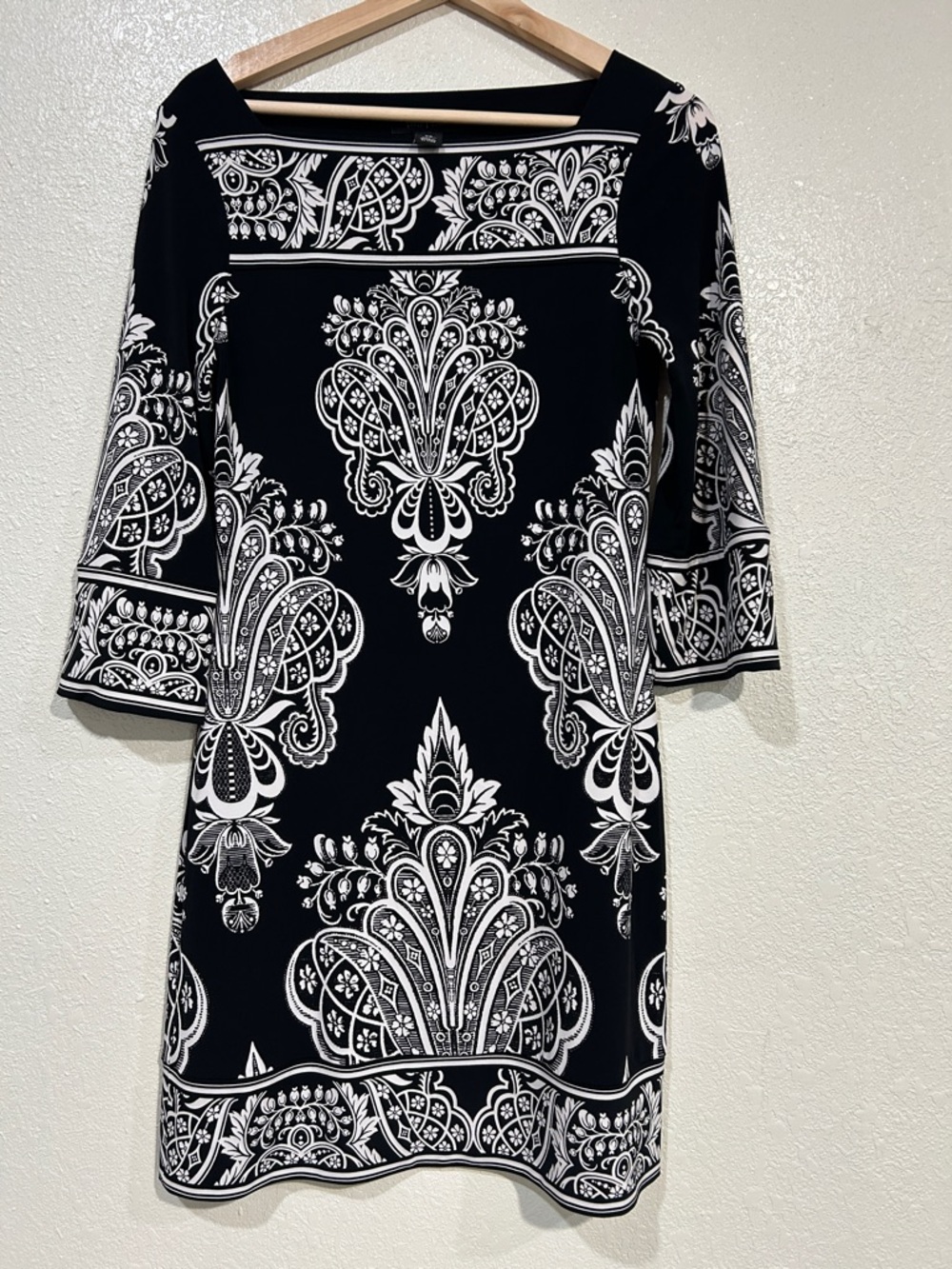 White House Black Market Womens Black & White Floral  Midi Dress Sz XS